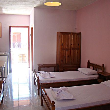 Appartement Kristi à Poros  Chambre photo