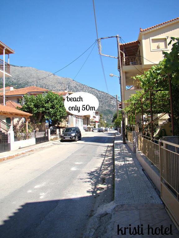 Appartement Kristi à Poros  Extérieur photo