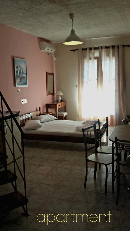 Appartement Kristi à Poros  Extérieur photo