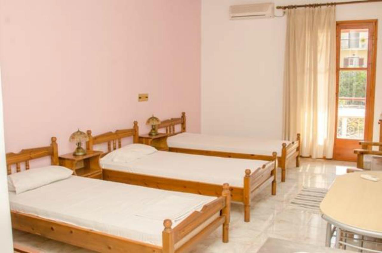 Appartement Kristi à Poros  Extérieur photo