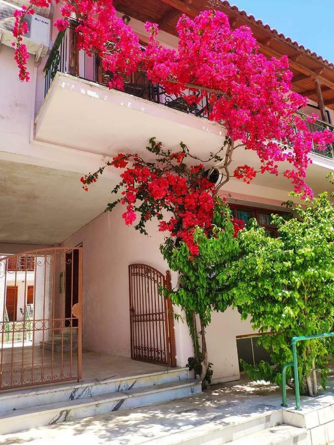 Appartement Kristi à Poros  Extérieur photo