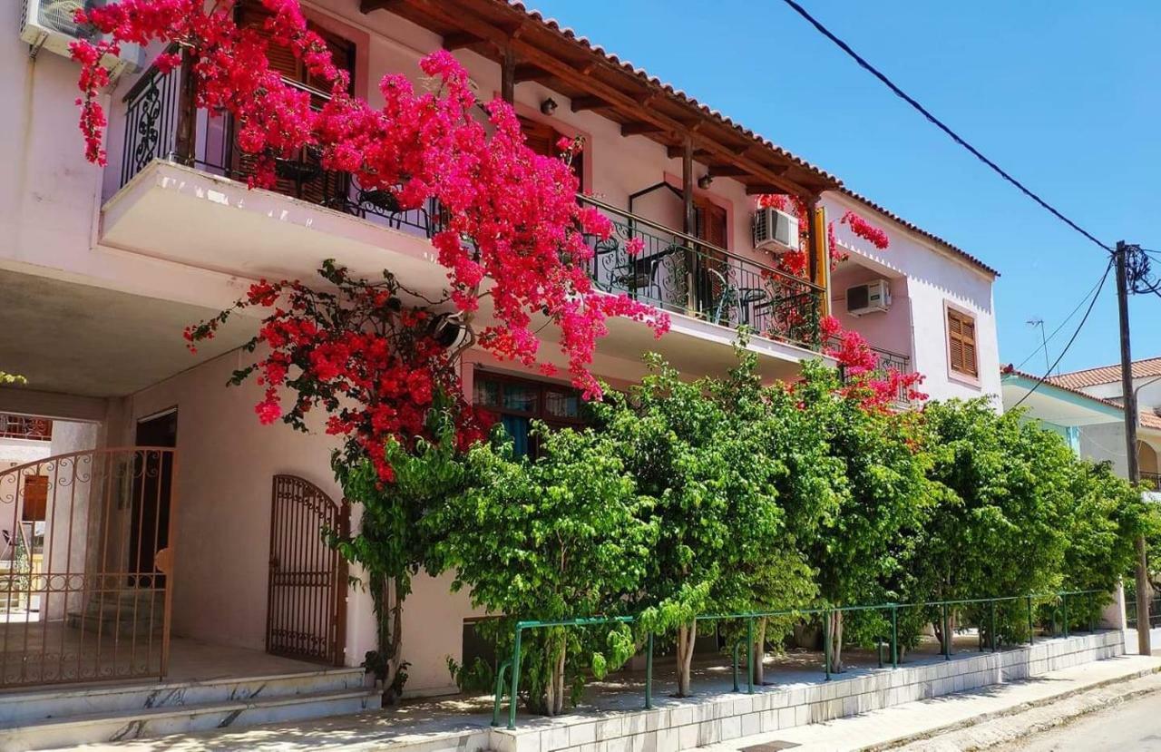 Appartement Kristi à Poros  Extérieur photo